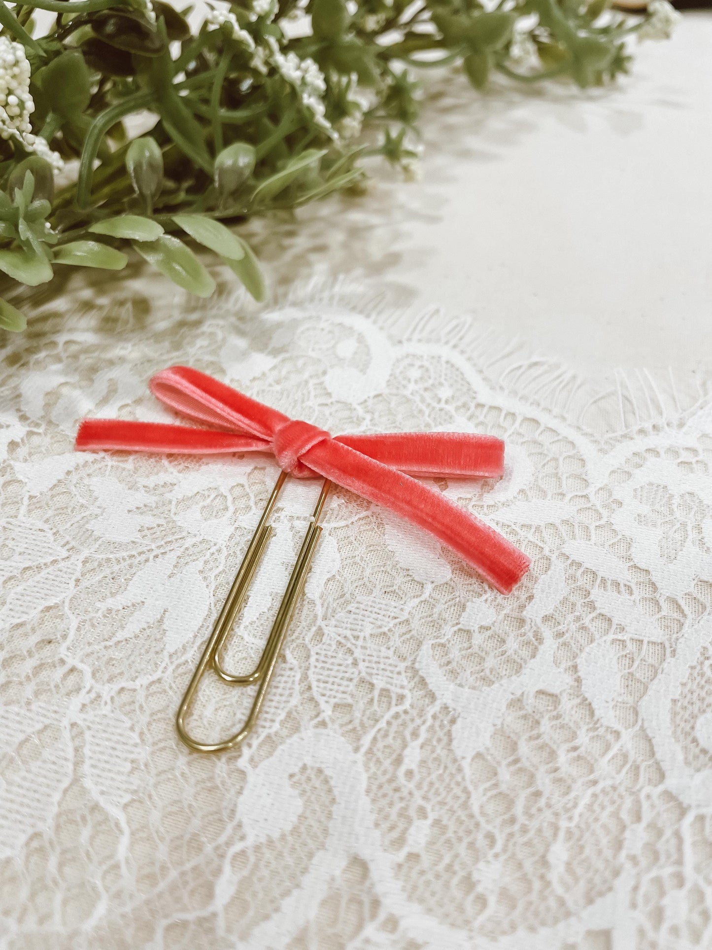 Hot Pink ~ velvet mini bow bookmark