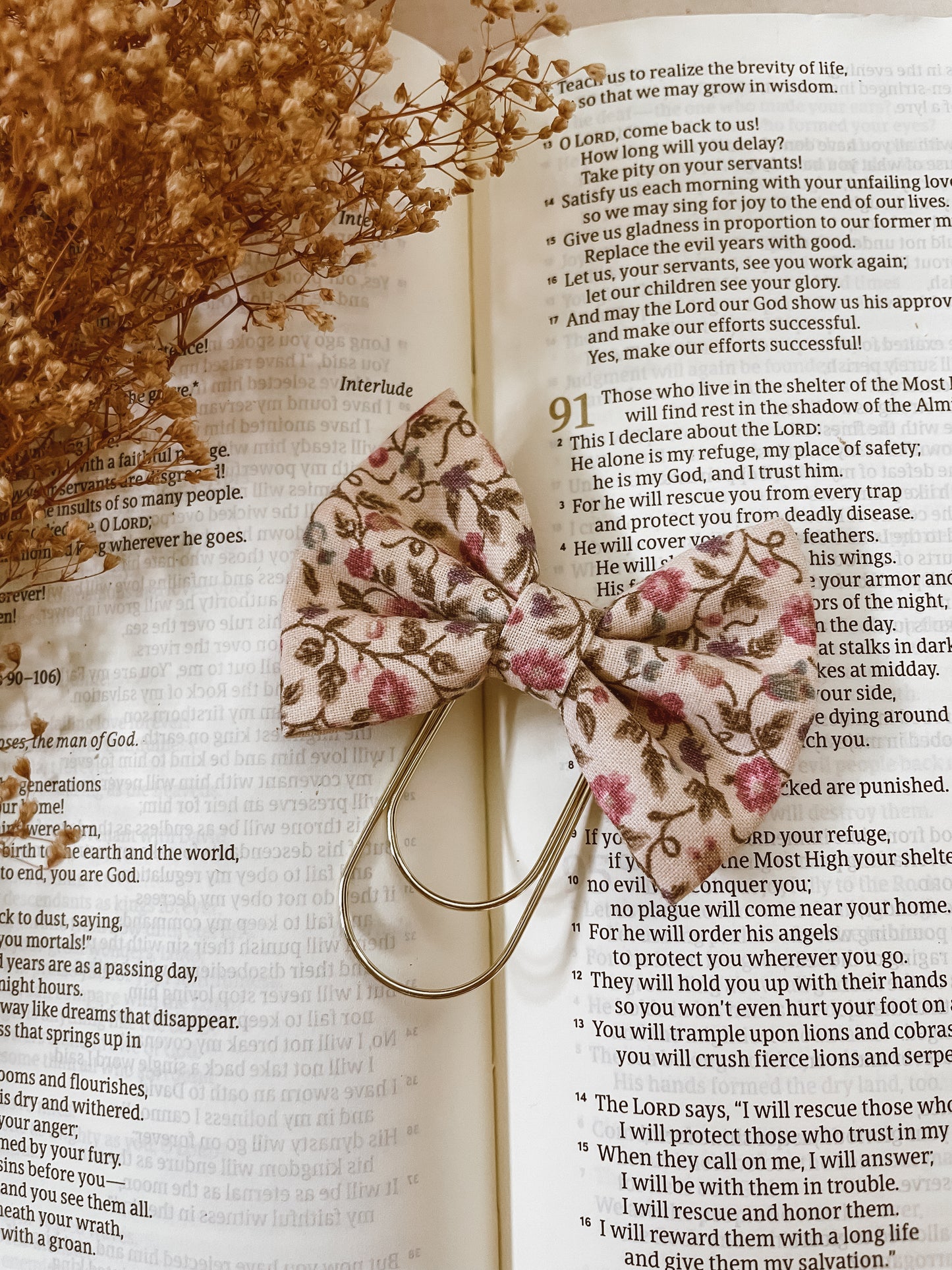 Mauve Rose-petite bow bookmark