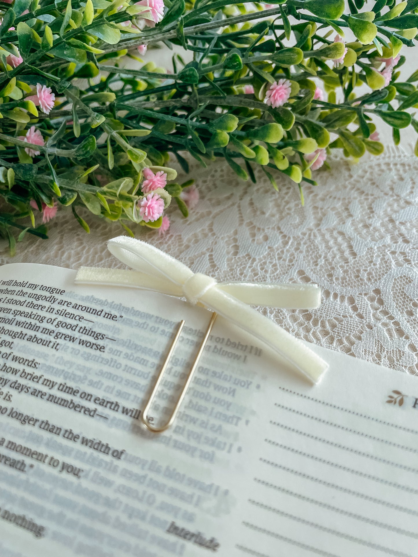 Lemon ~ velvet mini bow bookmark