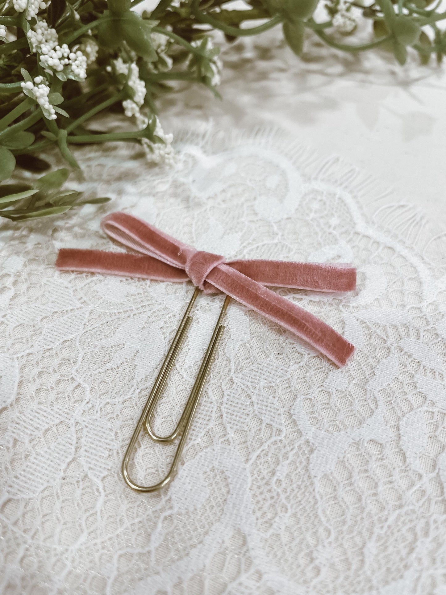 Mauve ~ velvet mini bow bookmark