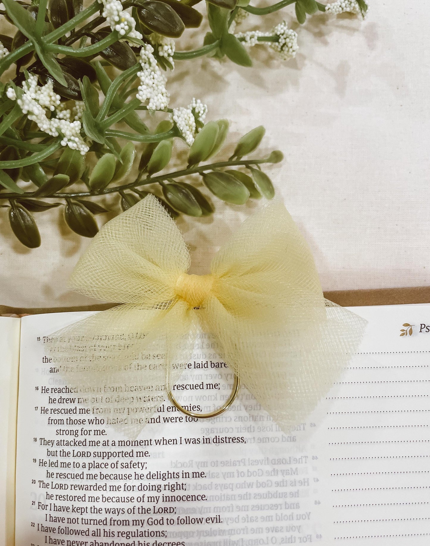 Lemon yellow tulle - bow bookmark