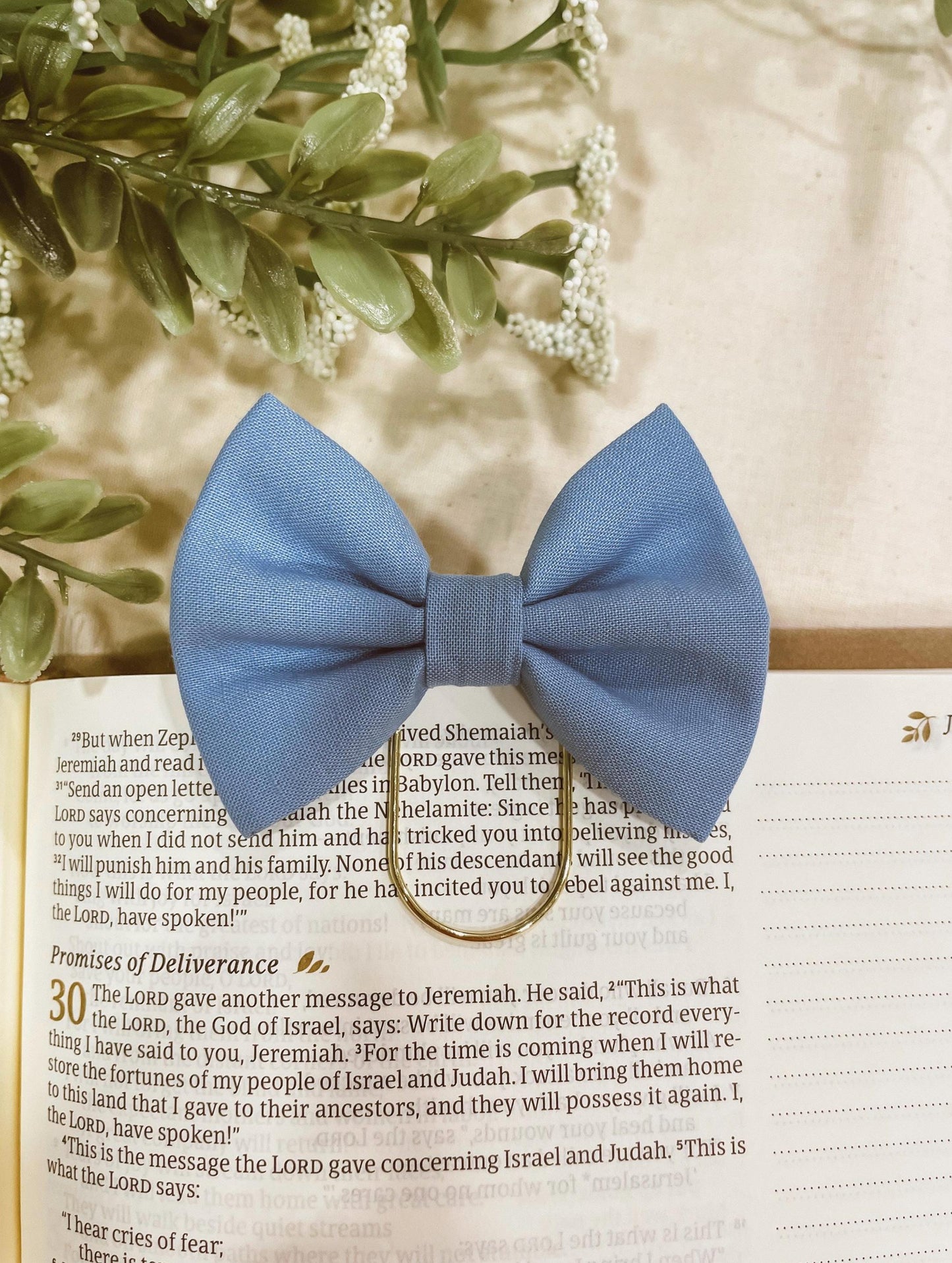 Bluebell- petite bow bookmark