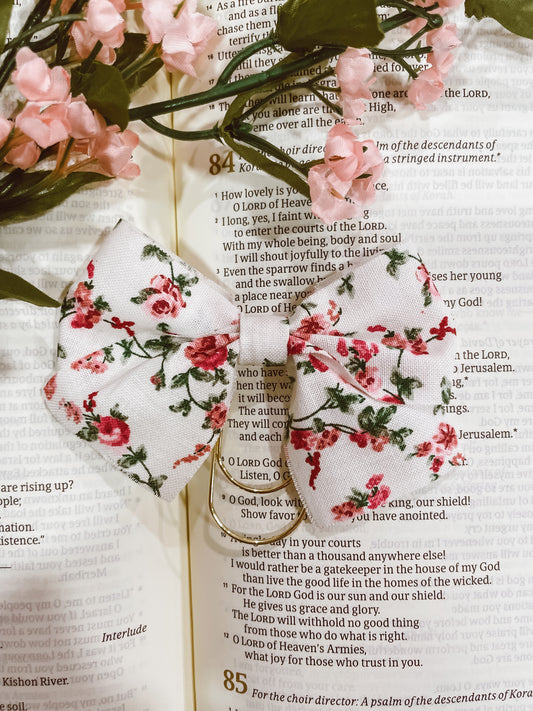 Pink Roses on the vine - bow bookmark