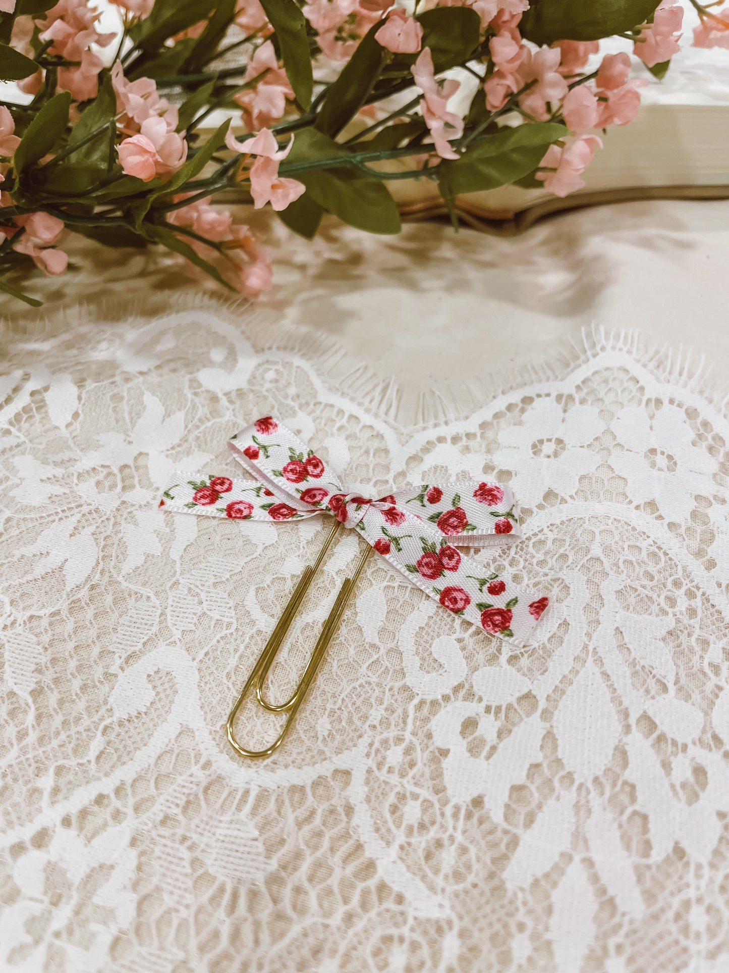 Sweet Rose- ribbon bow bookmark