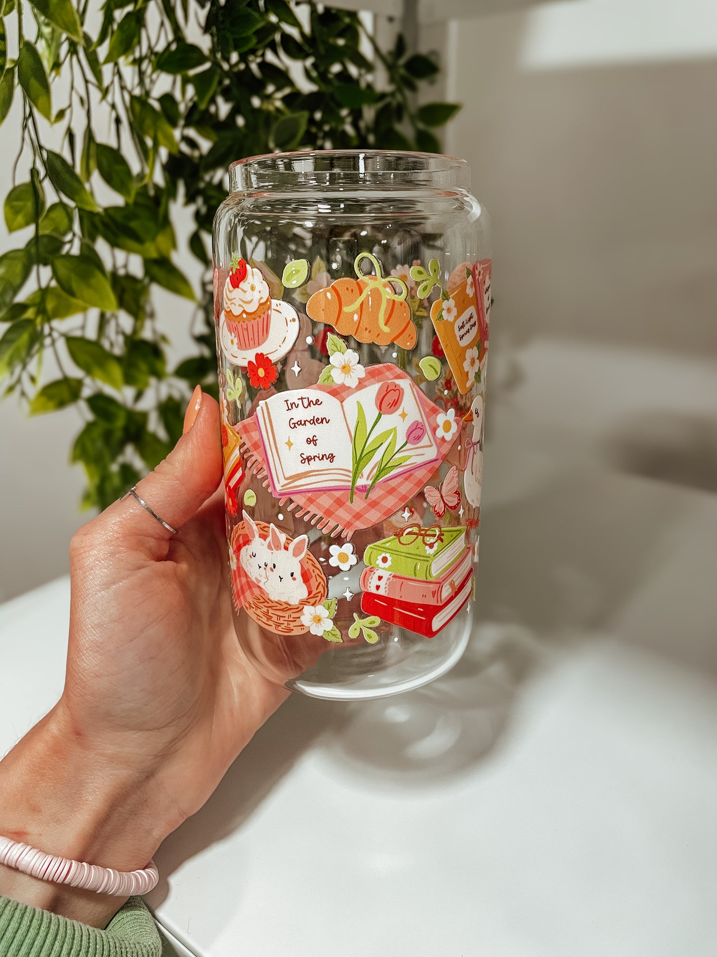 Garden of Spring 16oz glass tumbler