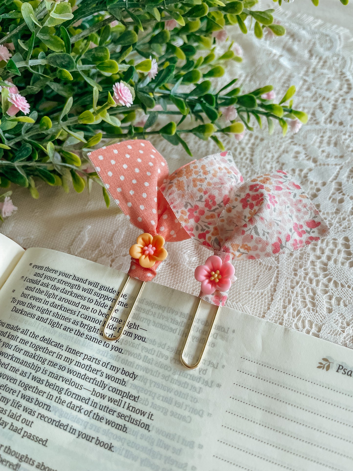 Island Floral- set of 2 page marker set