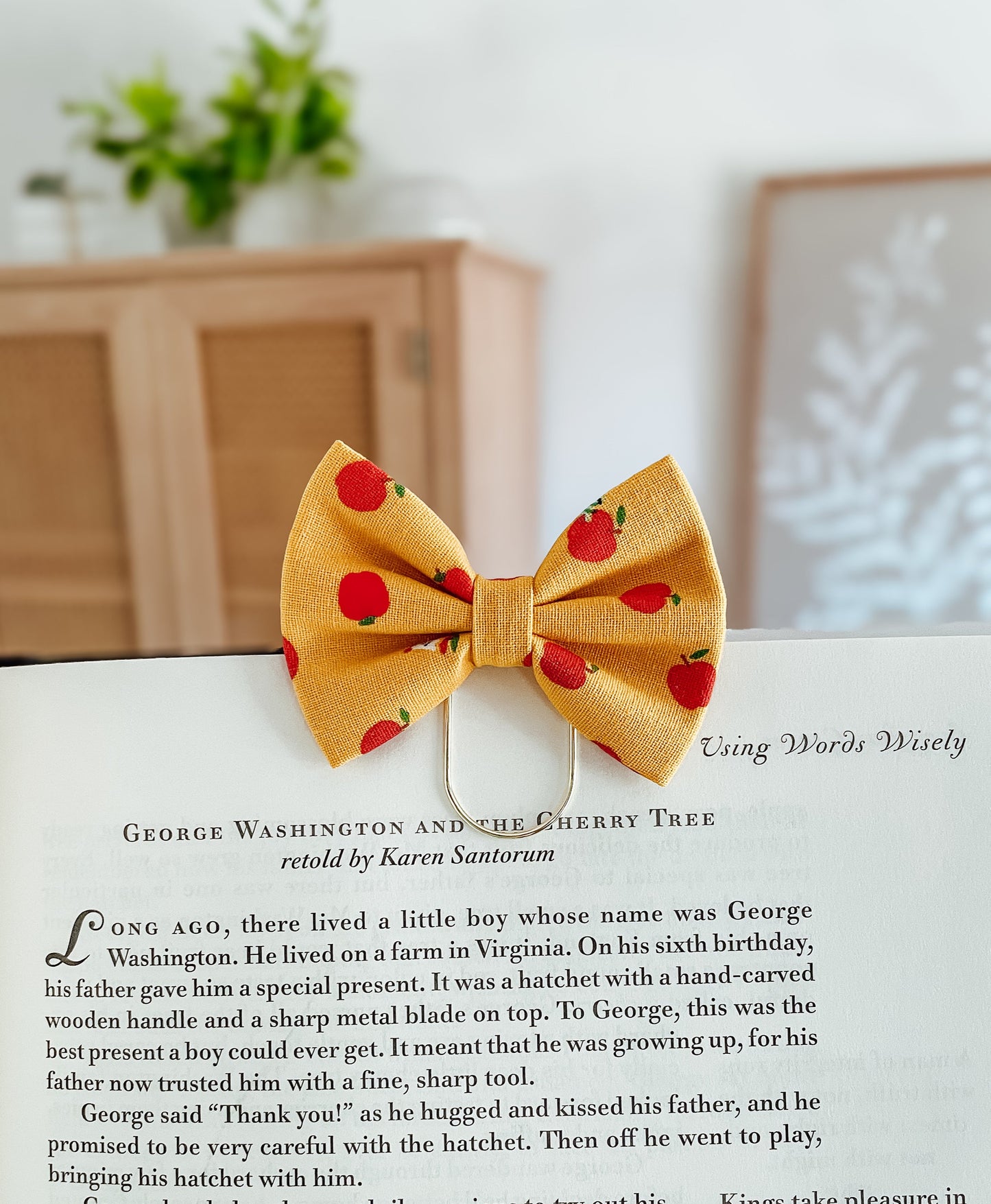 Apples to Apples - petite bow bookmark