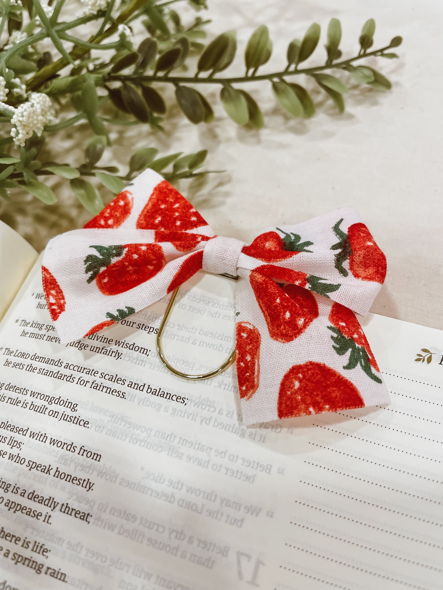 Strawberries & Cream - bow bookmark