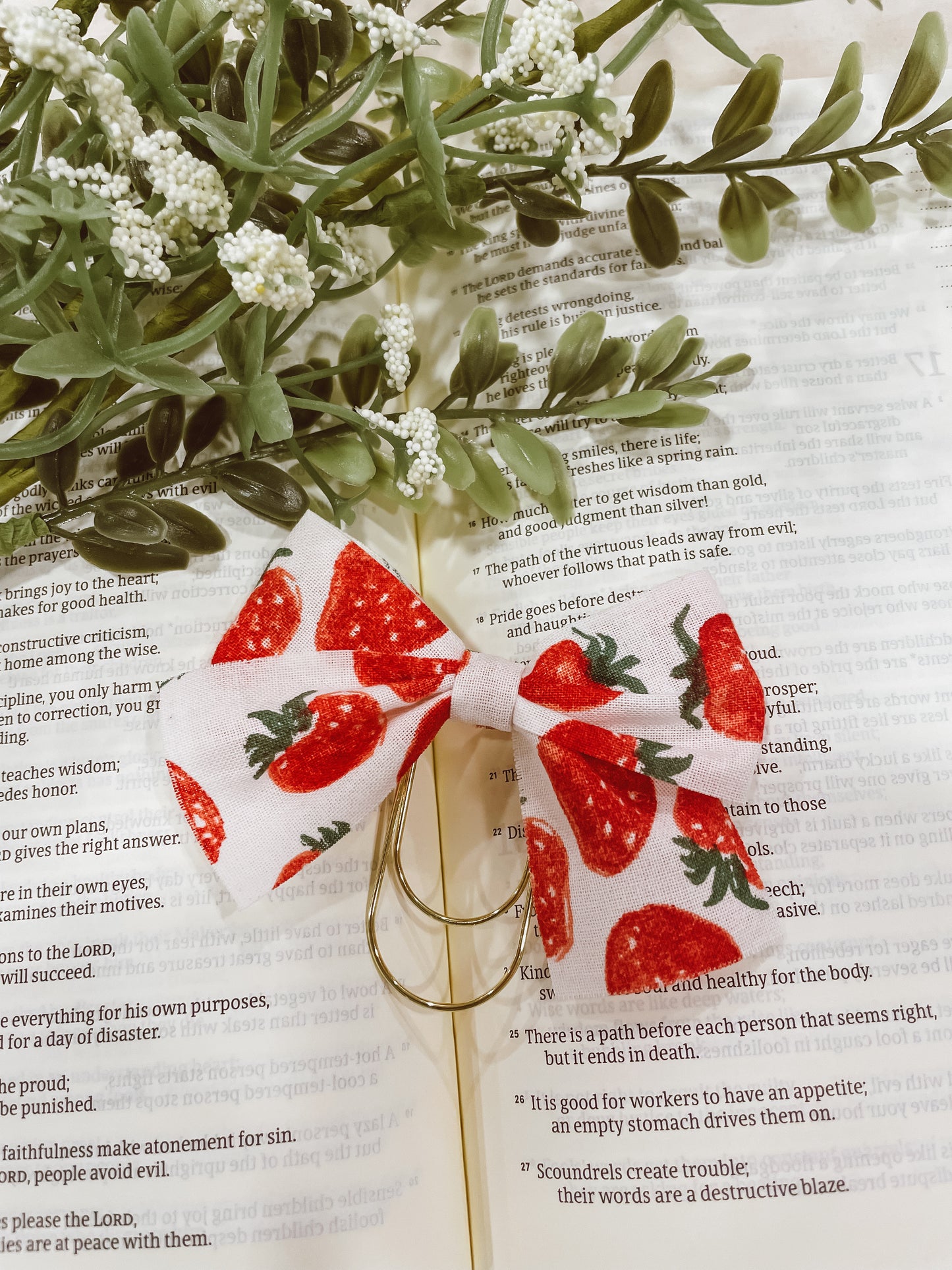 Strawberries & Cream - bow bookmark