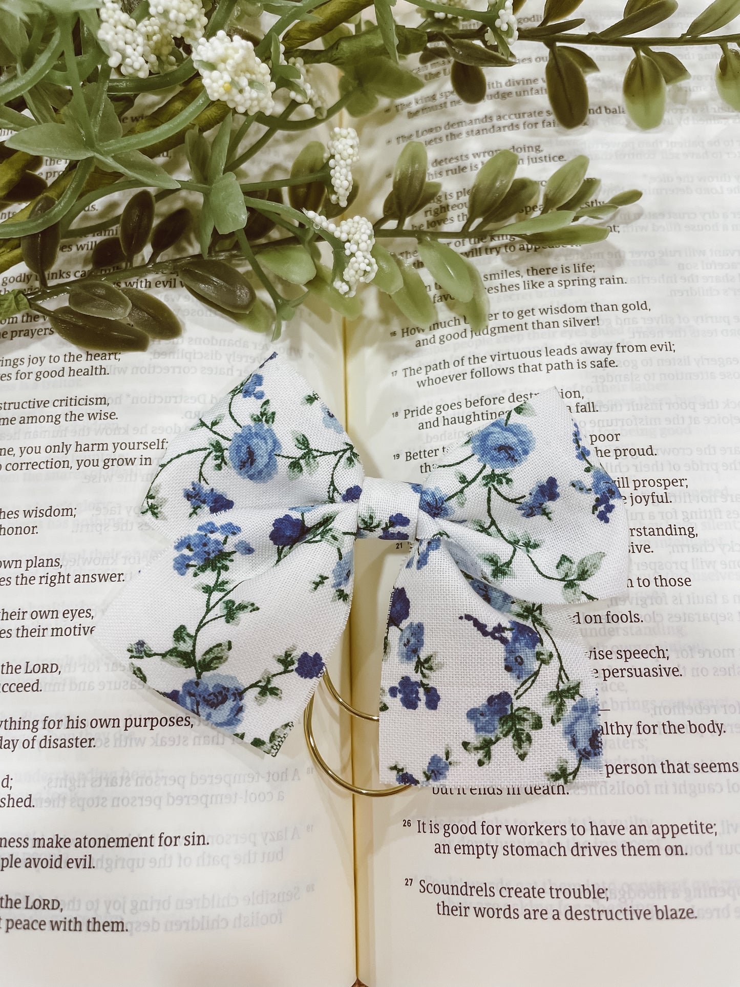Blue Roses- bow bookmark