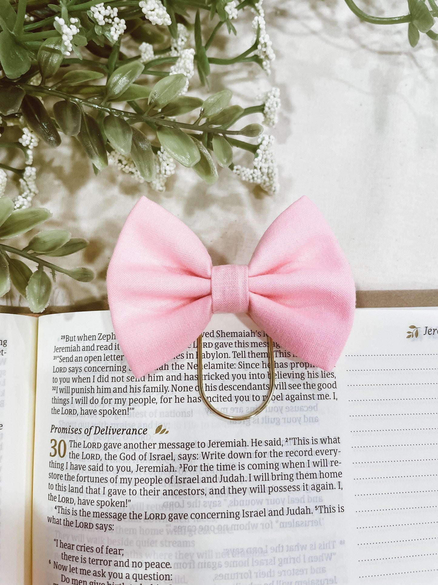 Cotton Candy- petite bow bookmark