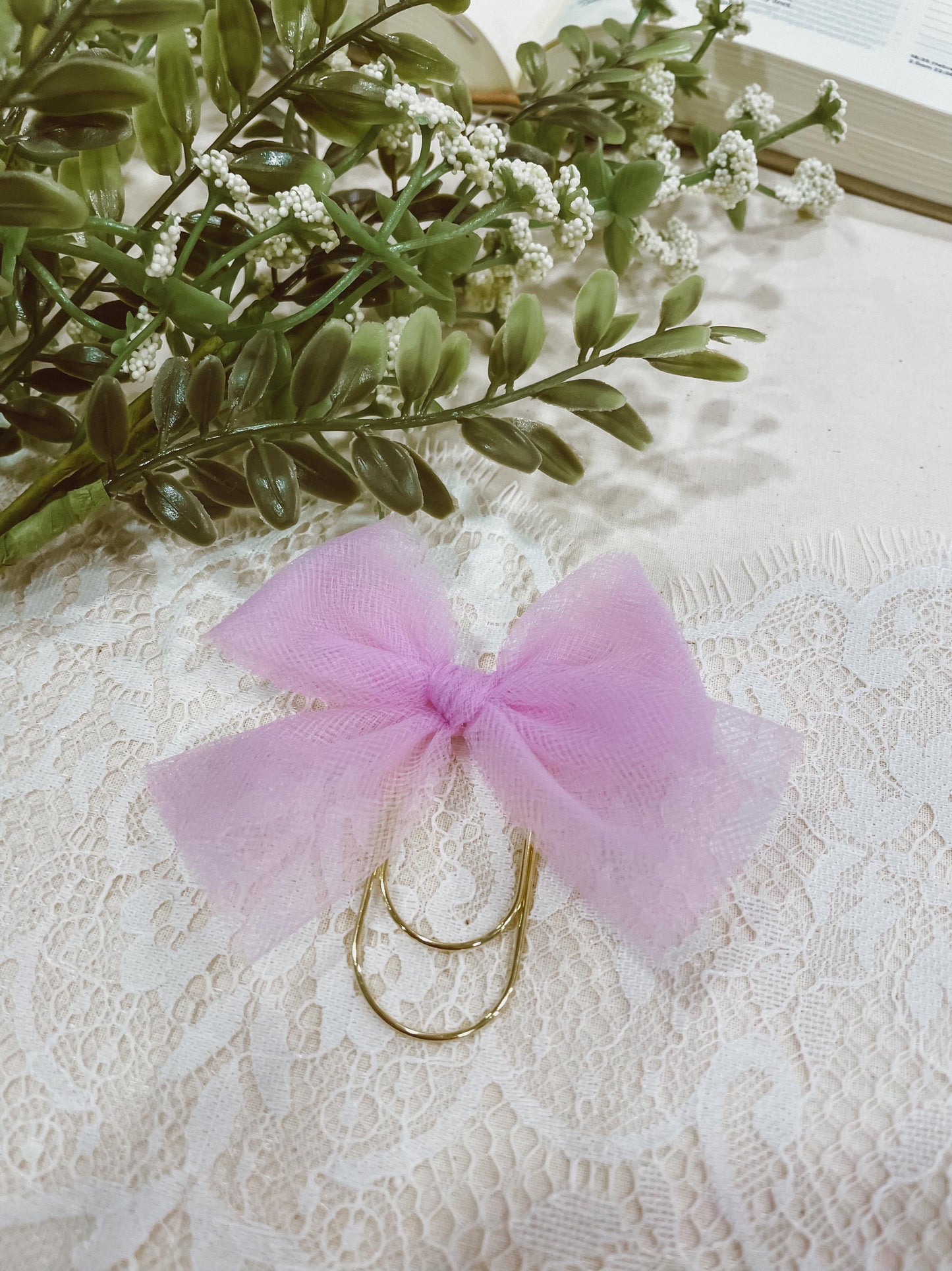Light lavender tulle - bow bookmark