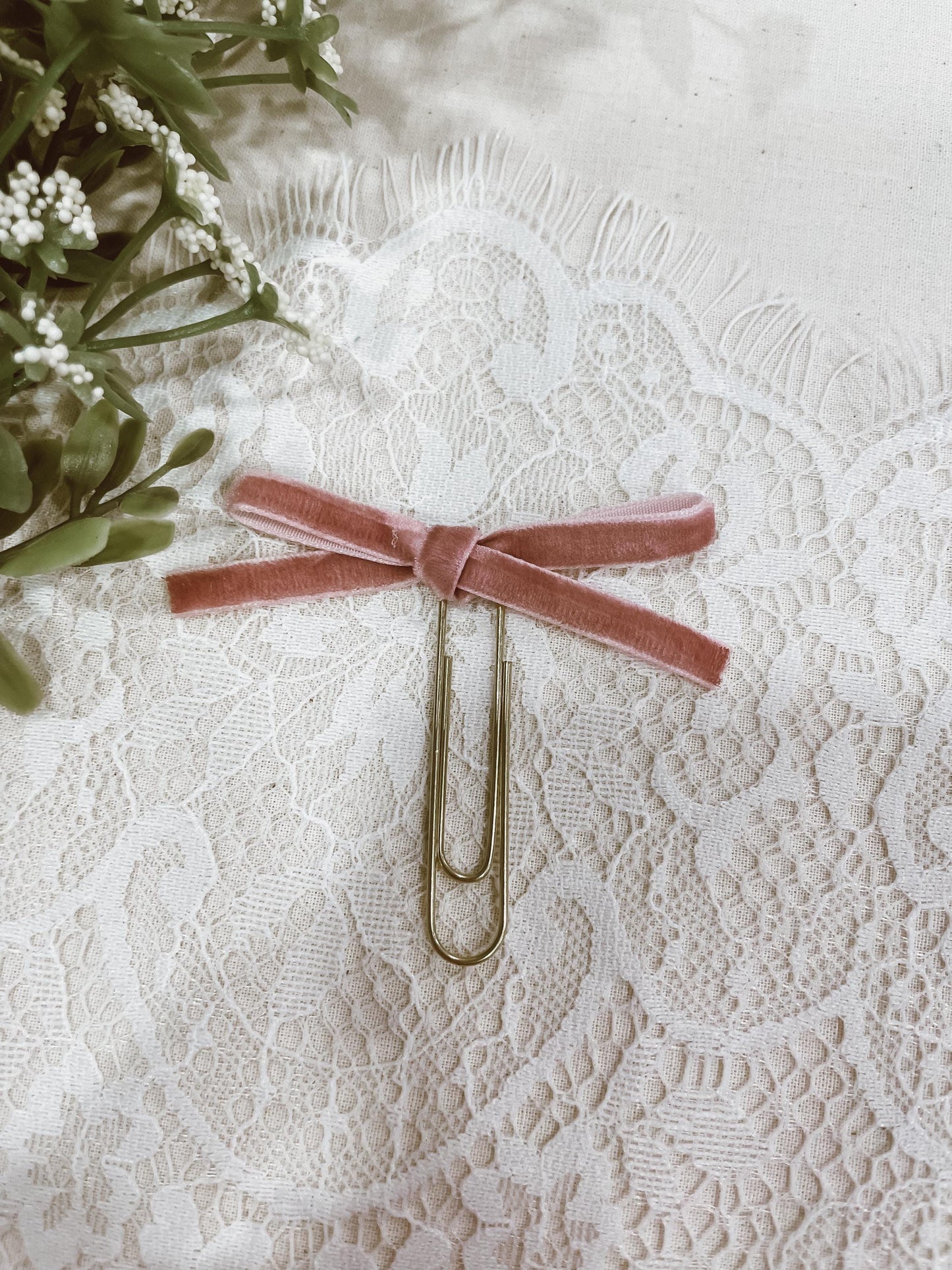 Mauve ~ velvet mini bow bookmark