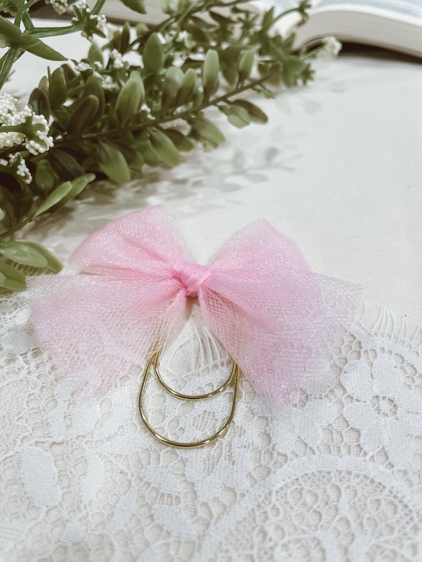 Bubble Gum Tulle - bow bookmark