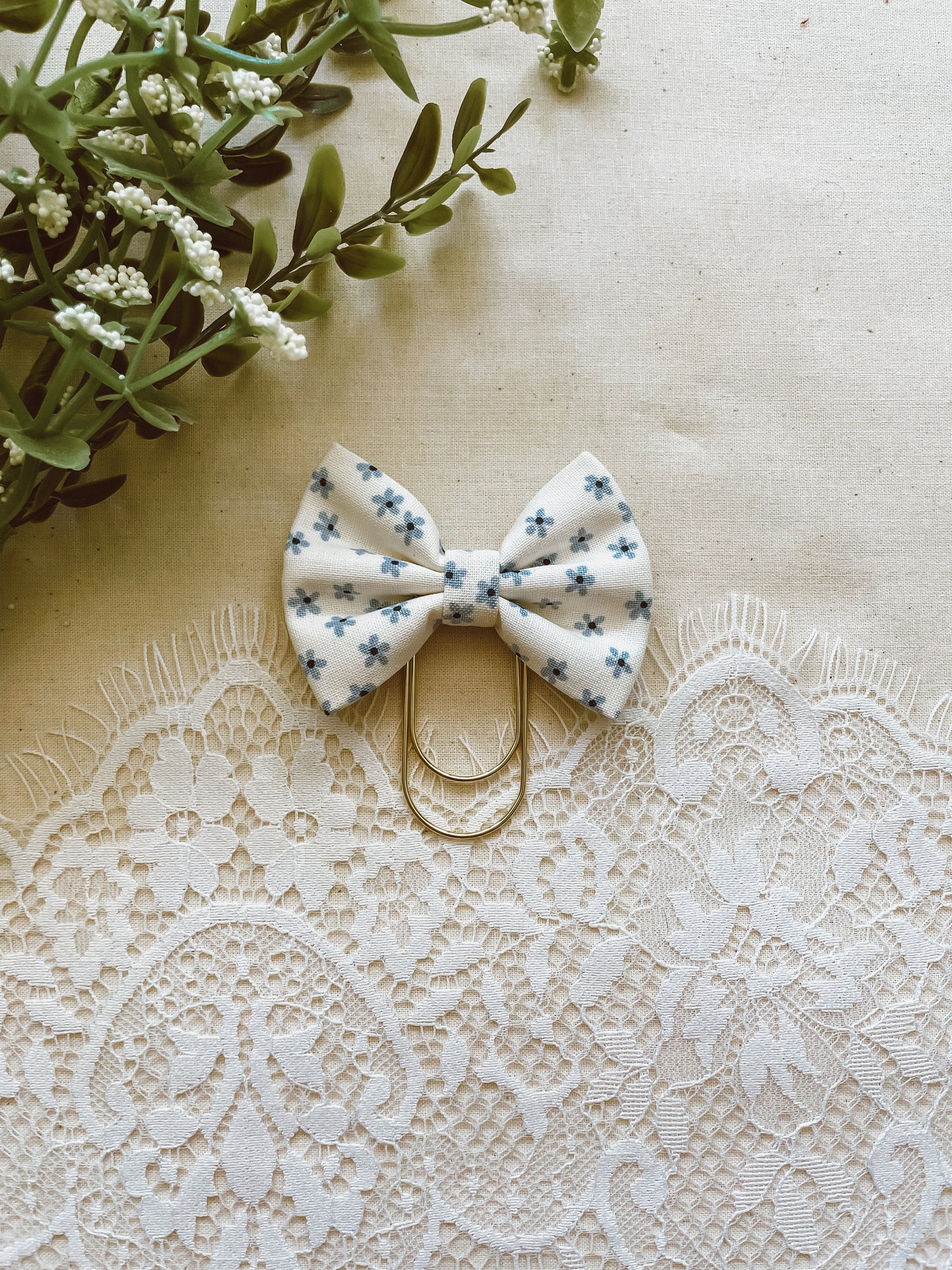 Dainty blue floral- petite bow bookmark