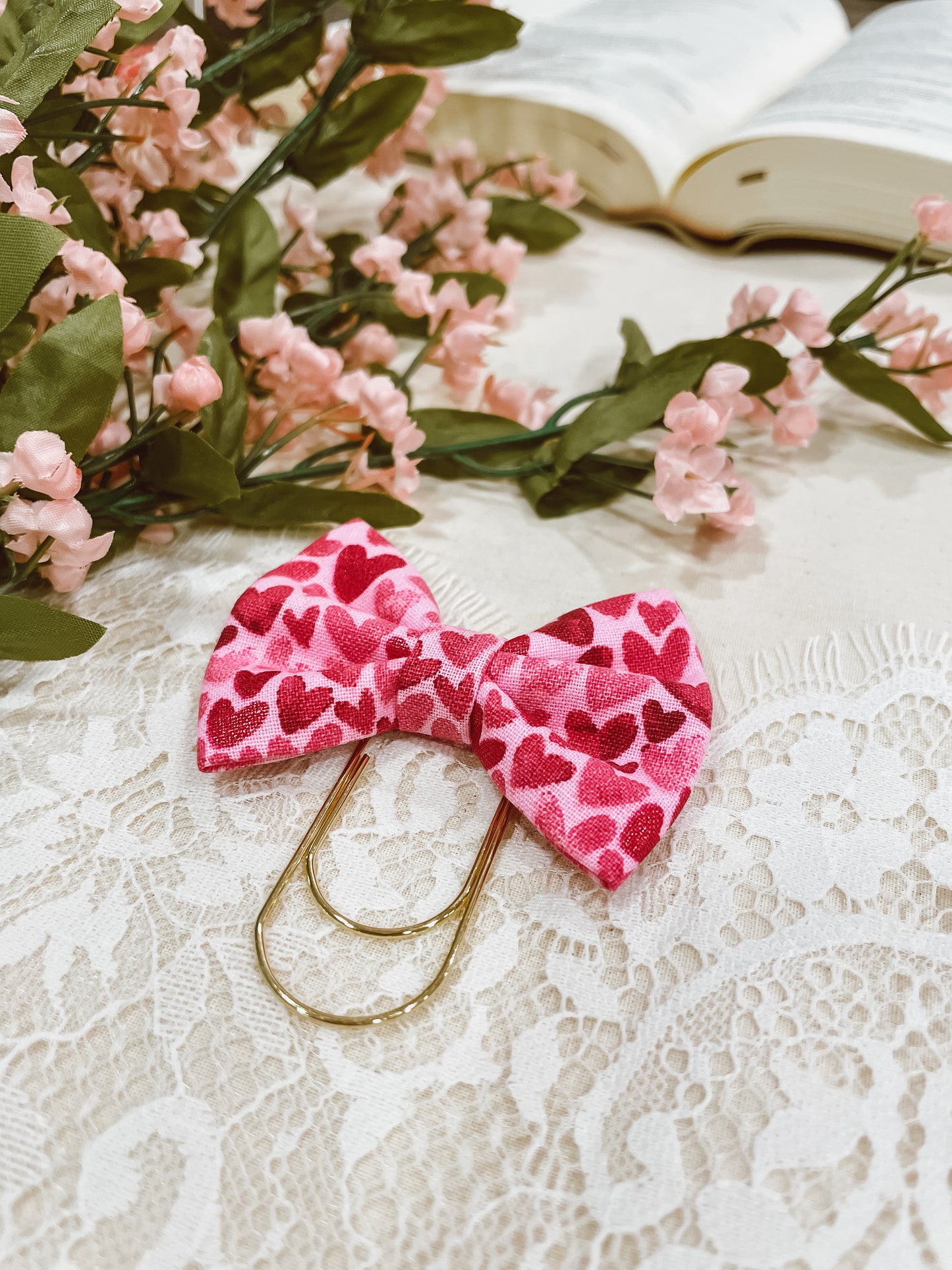 Lovely Hearts Pink- petite bow bookmark