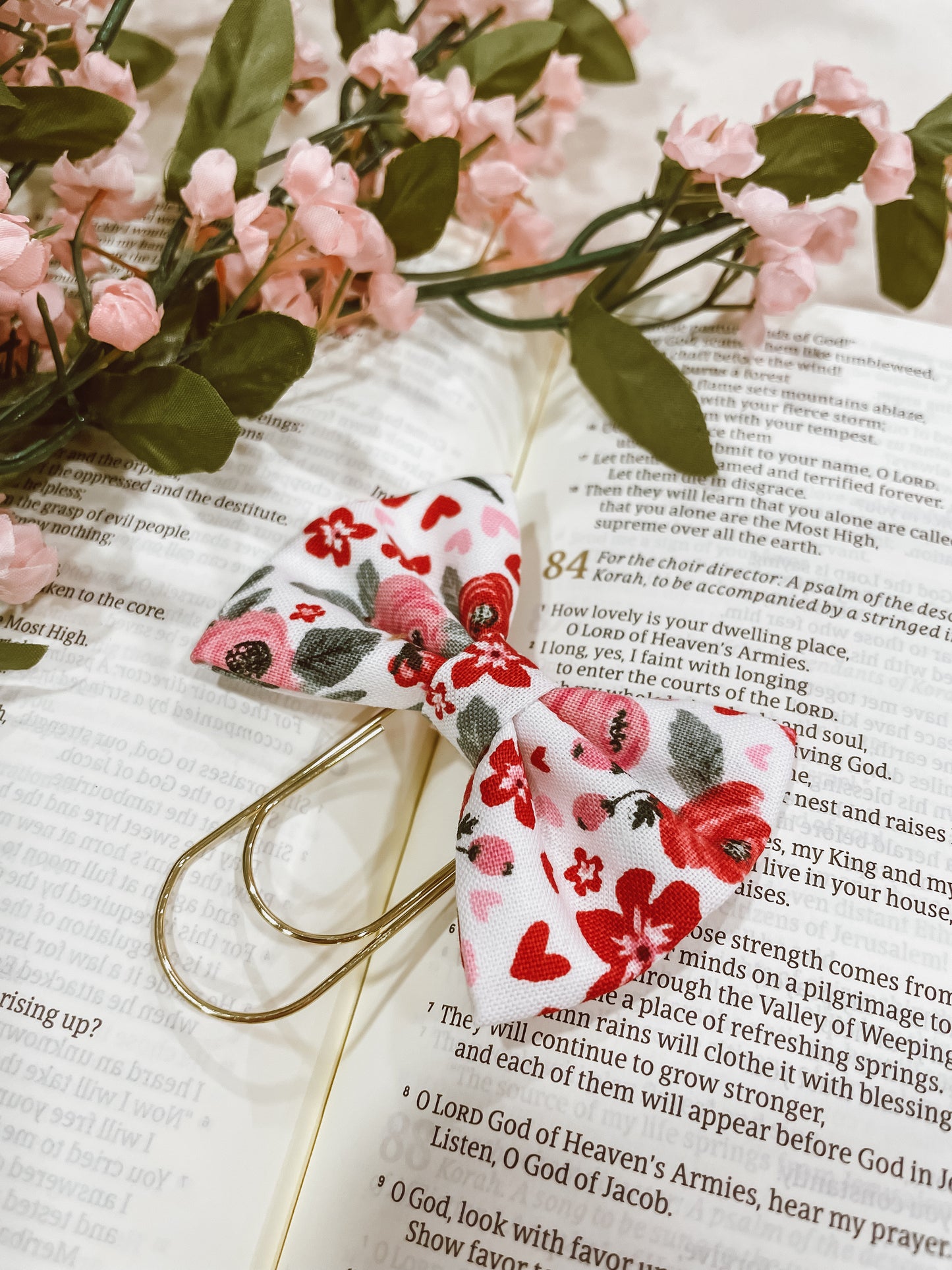 Roses are Red- petite bow bookmark