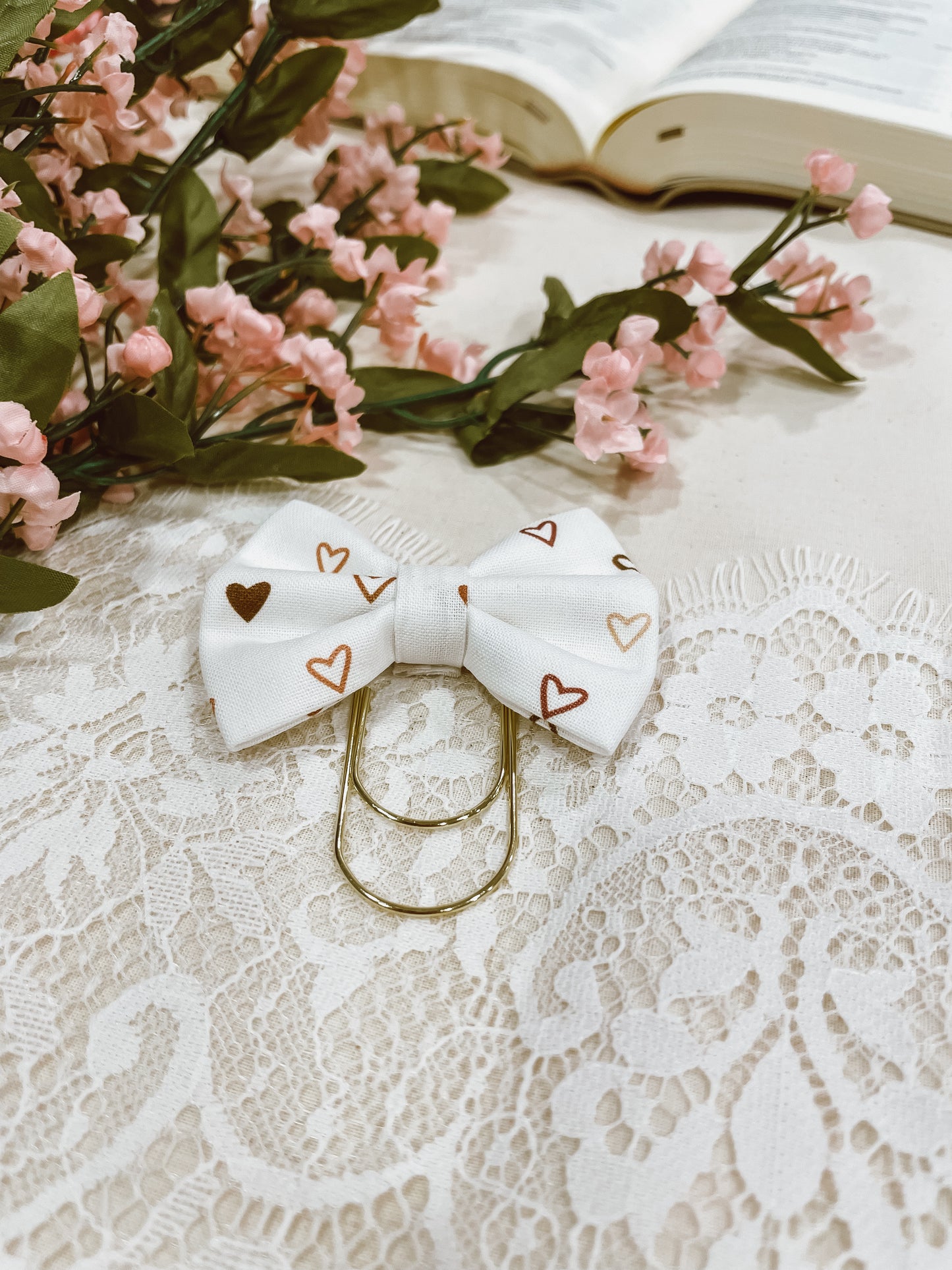 Chocolate Hearts- petite bow bookmark