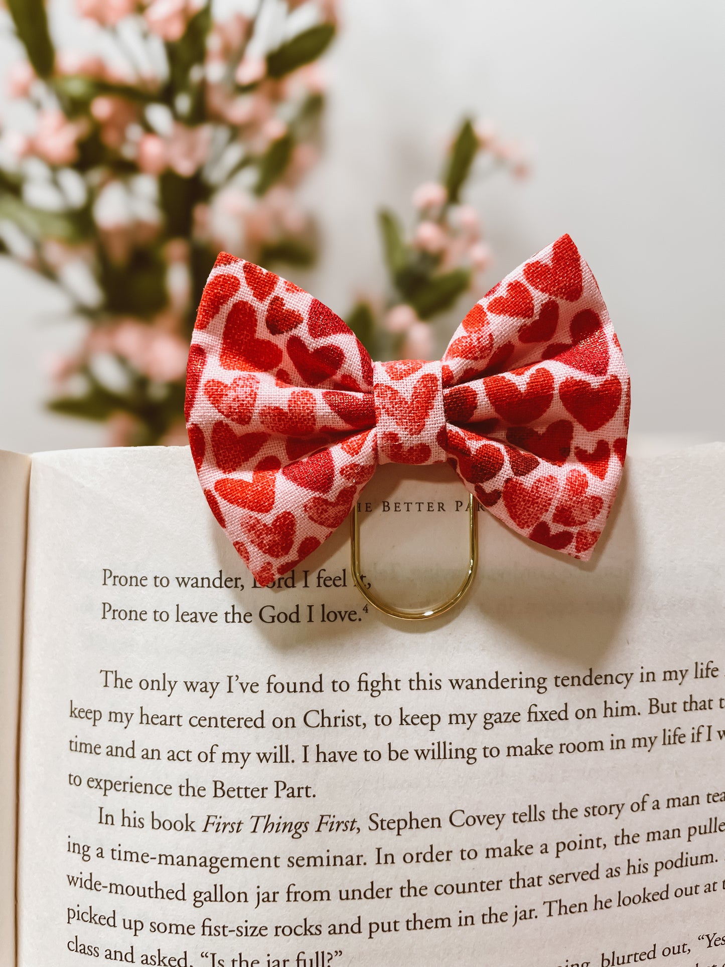 Lovely Hearts Red- petite bow bookmark