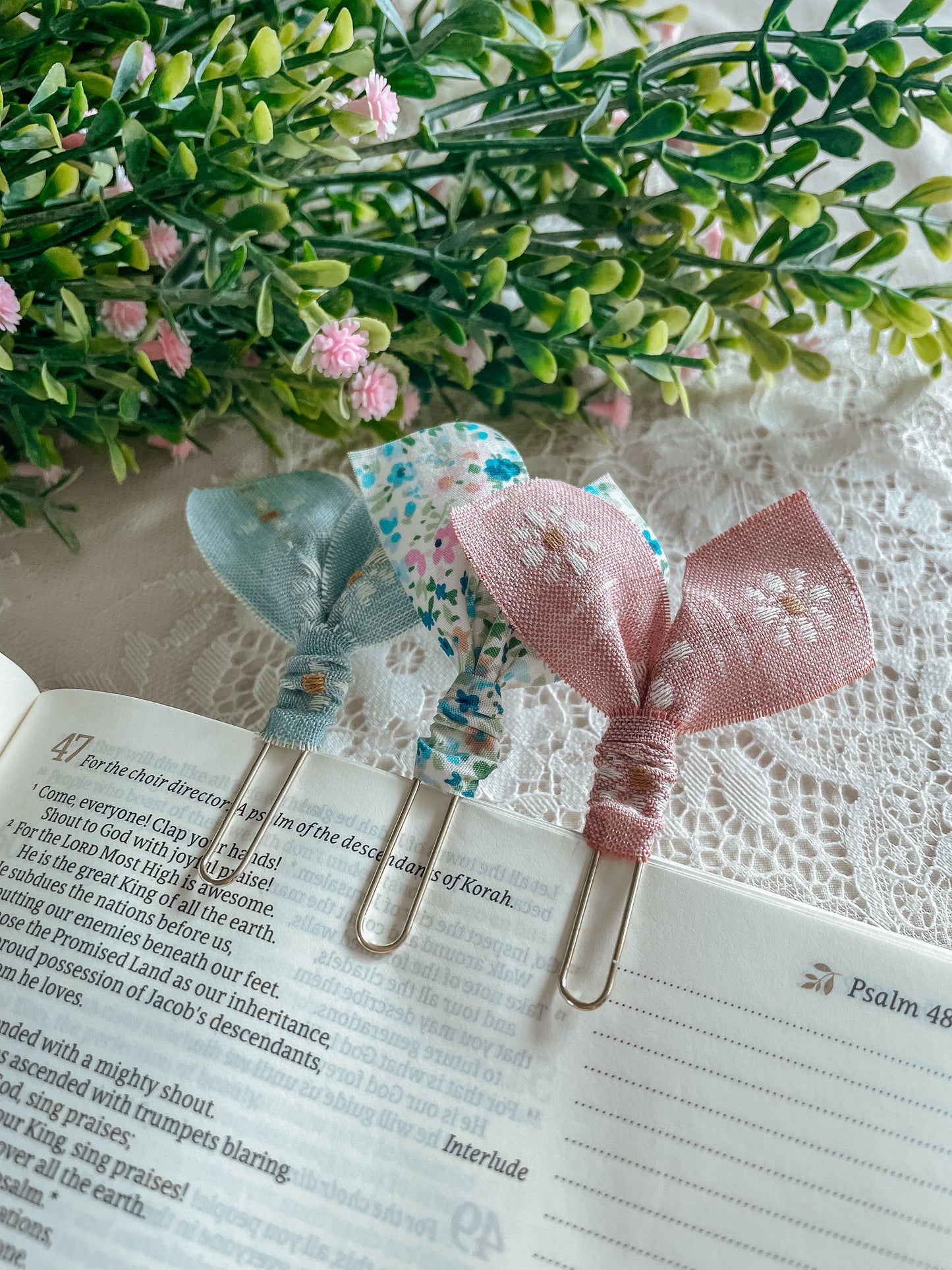 Pastel Florals- set of 3 page markers