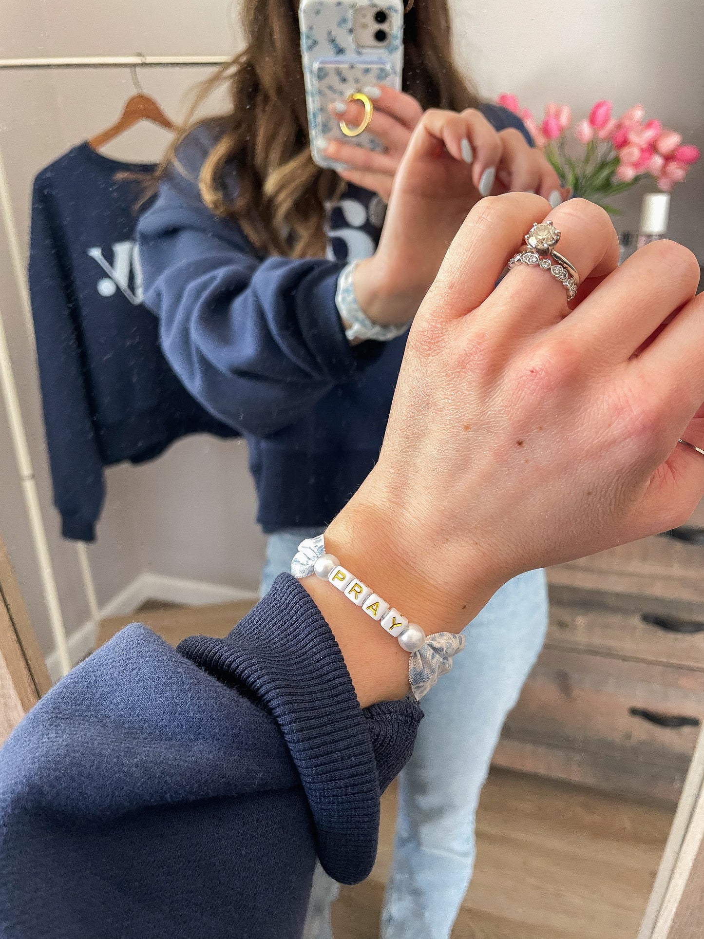 Pray Crop Crew + Bracelet set