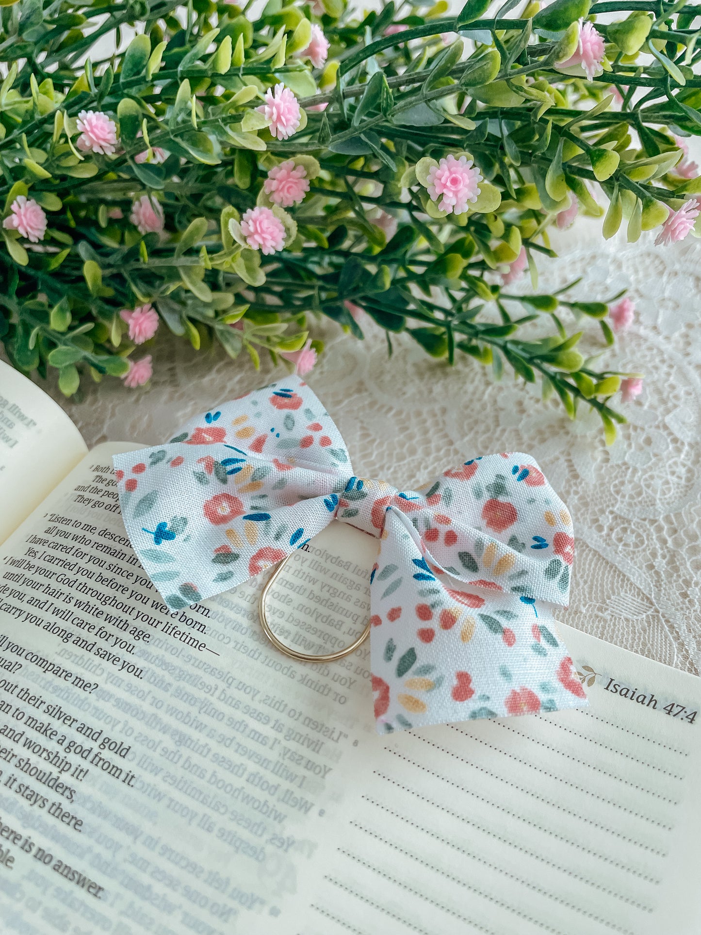 Jumbo Poppy Floral- bow bookmark