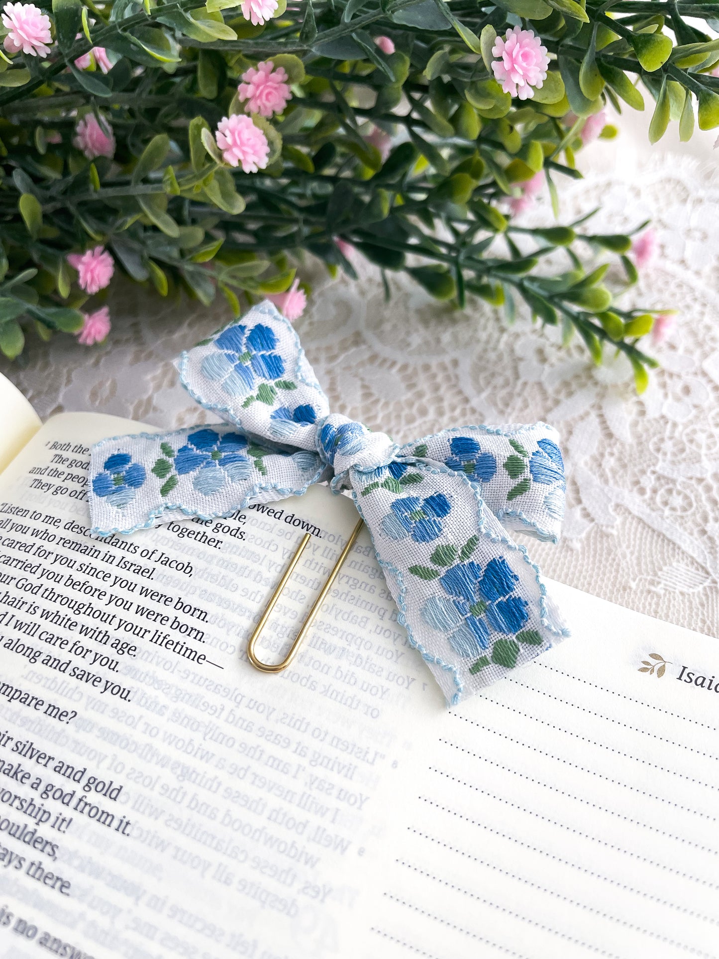 Bellflower-ribbon bow bookmark