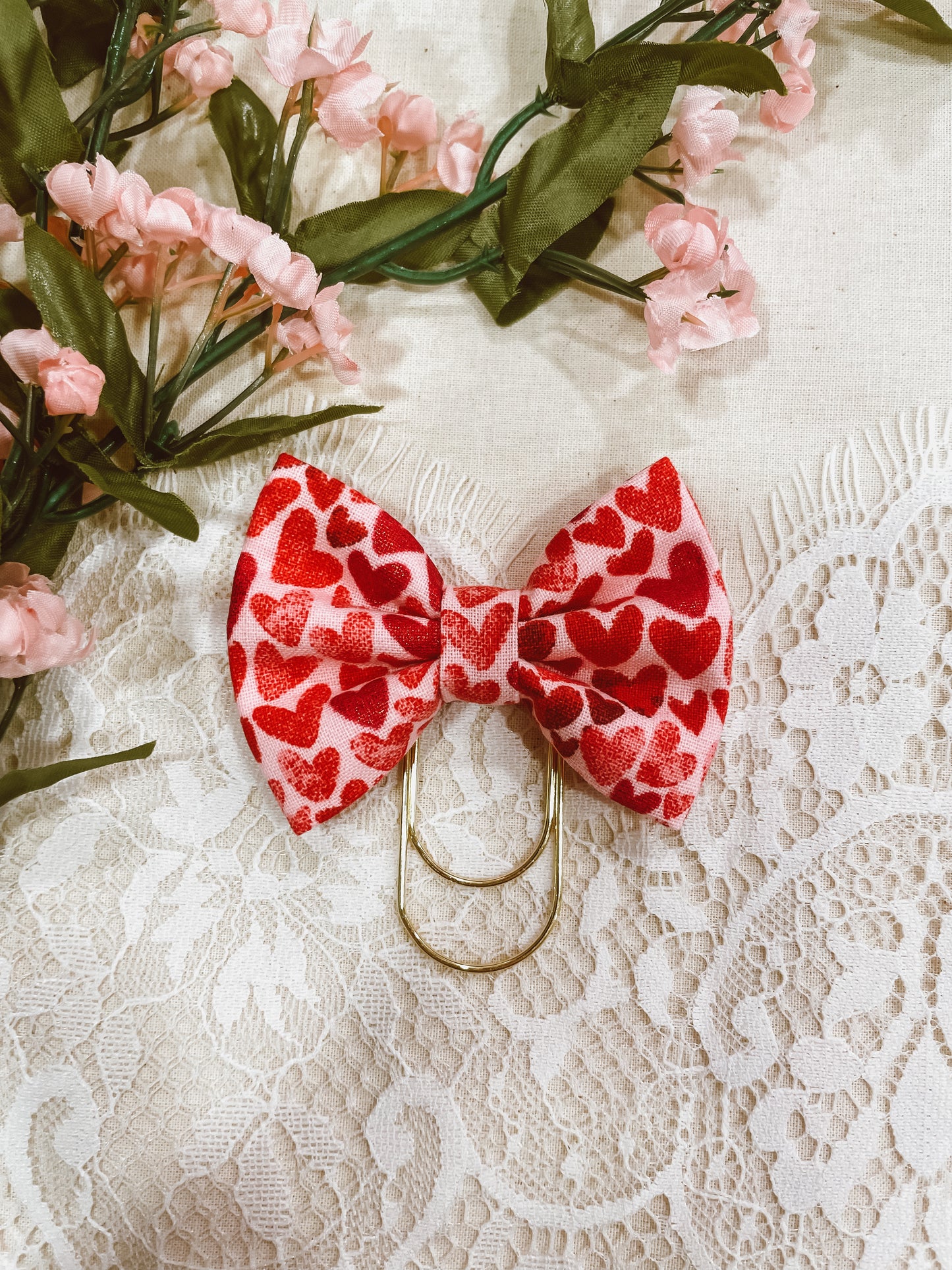 Lovely Hearts Red- petite bow bookmark