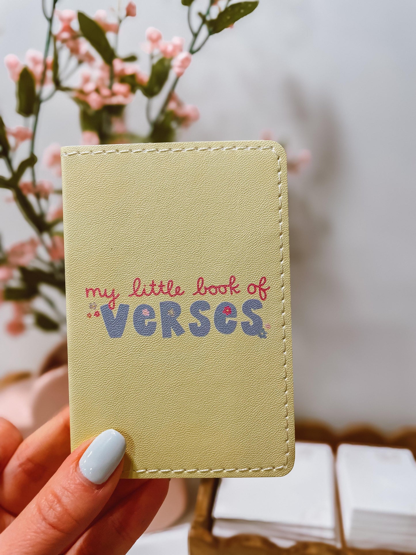 Little Verse Book lemon  + ribbon mini