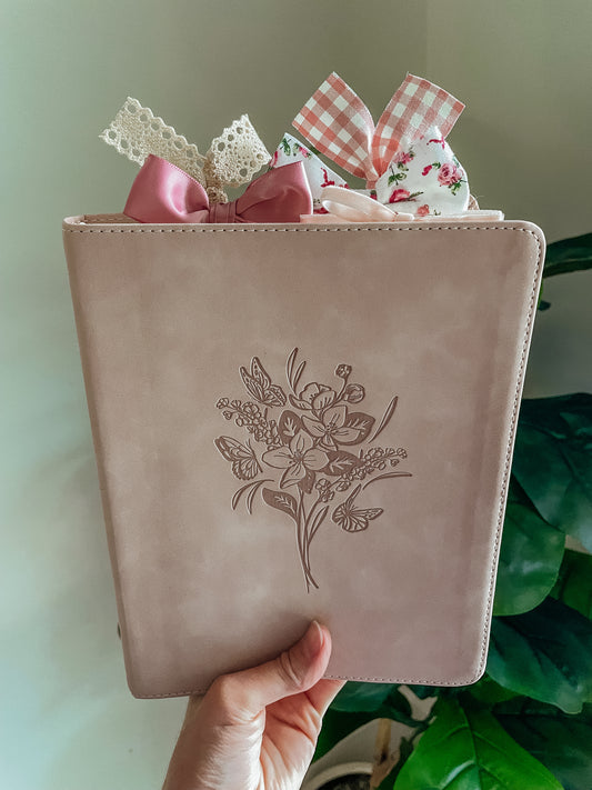 Shiloh ESV Notetaking Bible + Bow Set