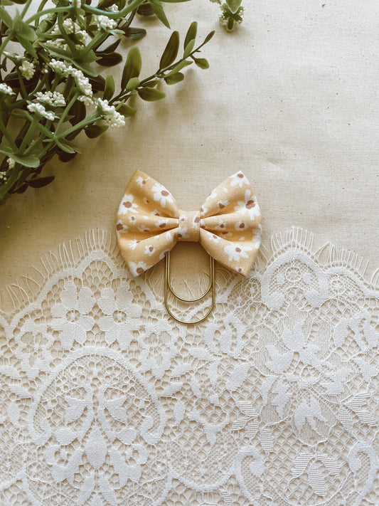 Dahlia- petite bow bookmark