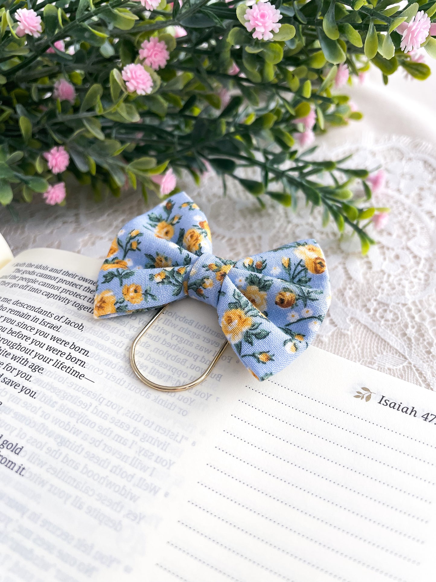 English Rose- petite bow bookmark