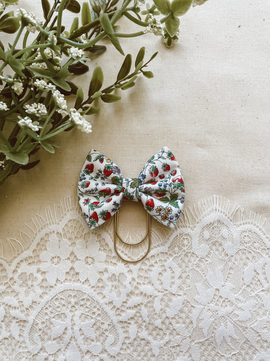 Wild Berries- petite bow bookmark