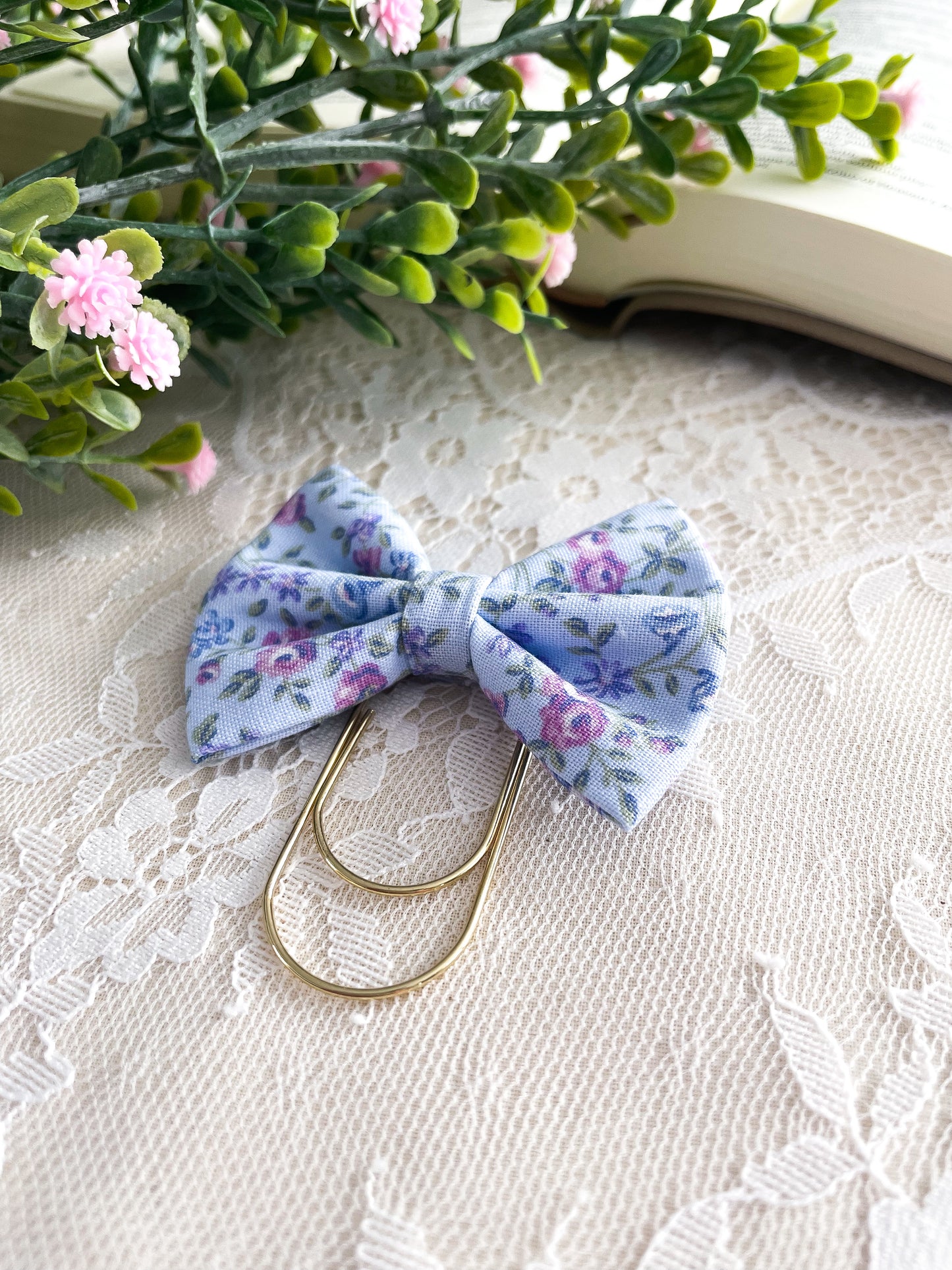 Vintage blue florals- petite bow bookmark
