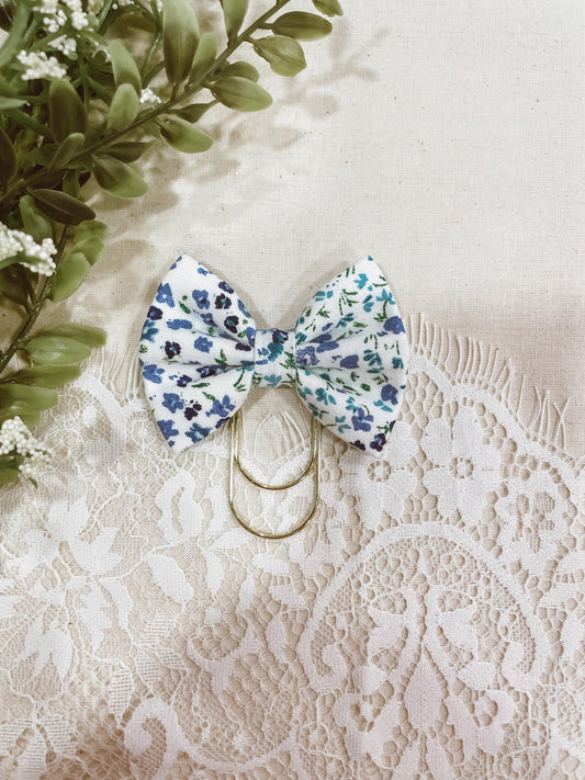 Hydrangea Blue- petite bow bookmark