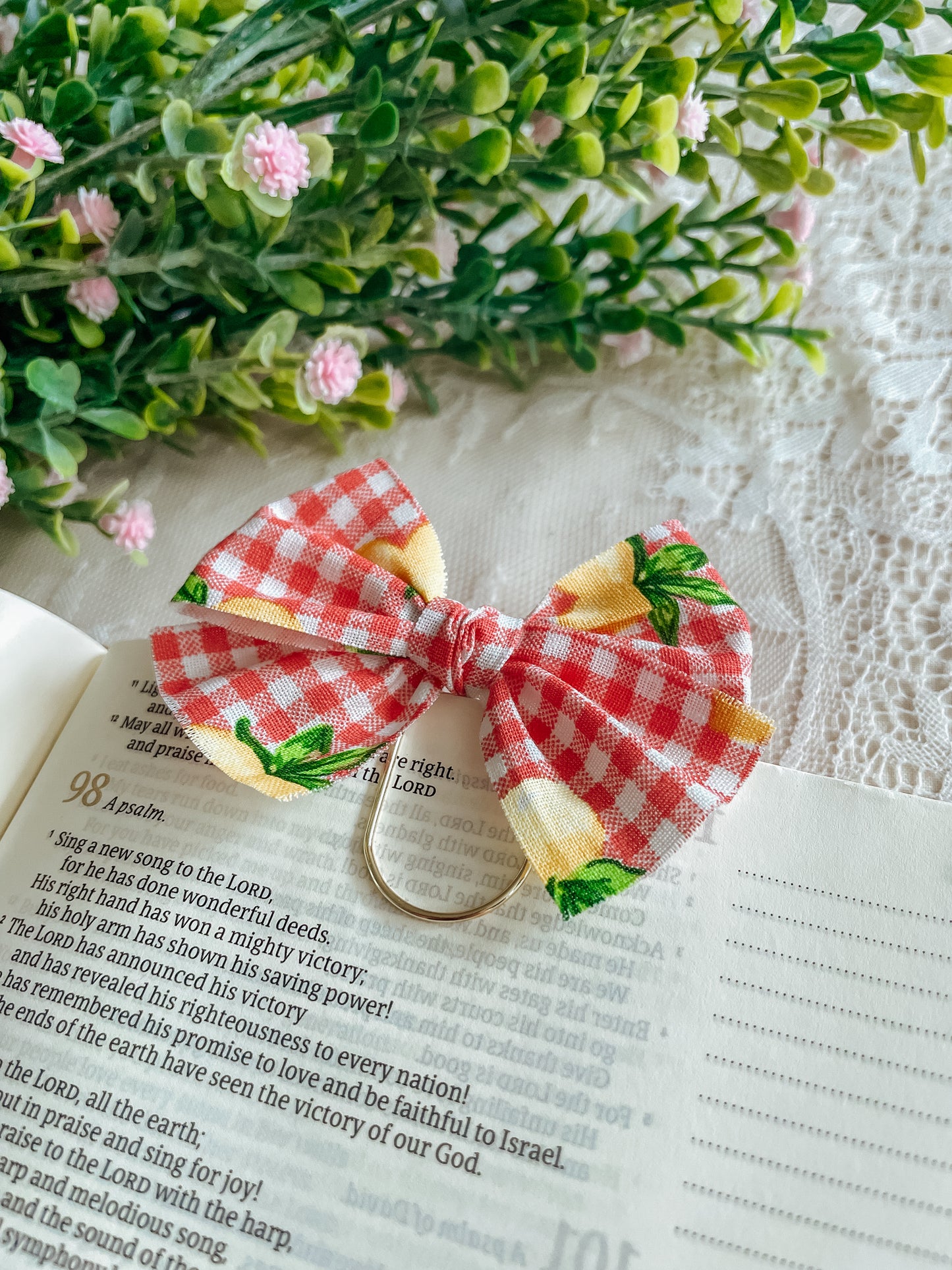 Lemon Gingham- jumbo bow bookmark