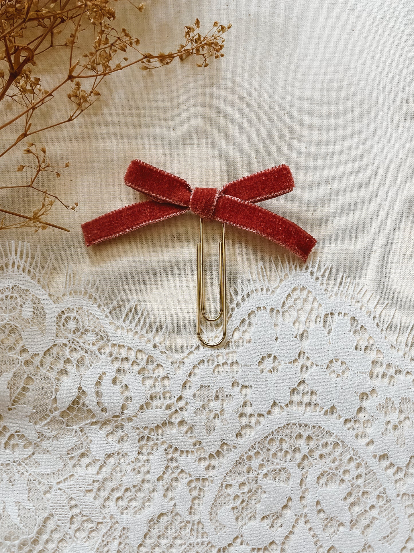Wine-velvet ribbon bookmark