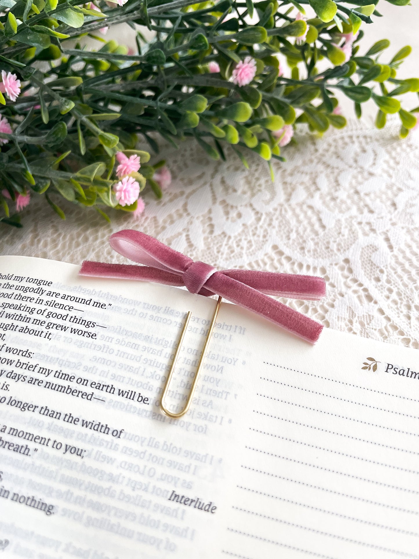 Mauve ~ velvet mini bow bookmark