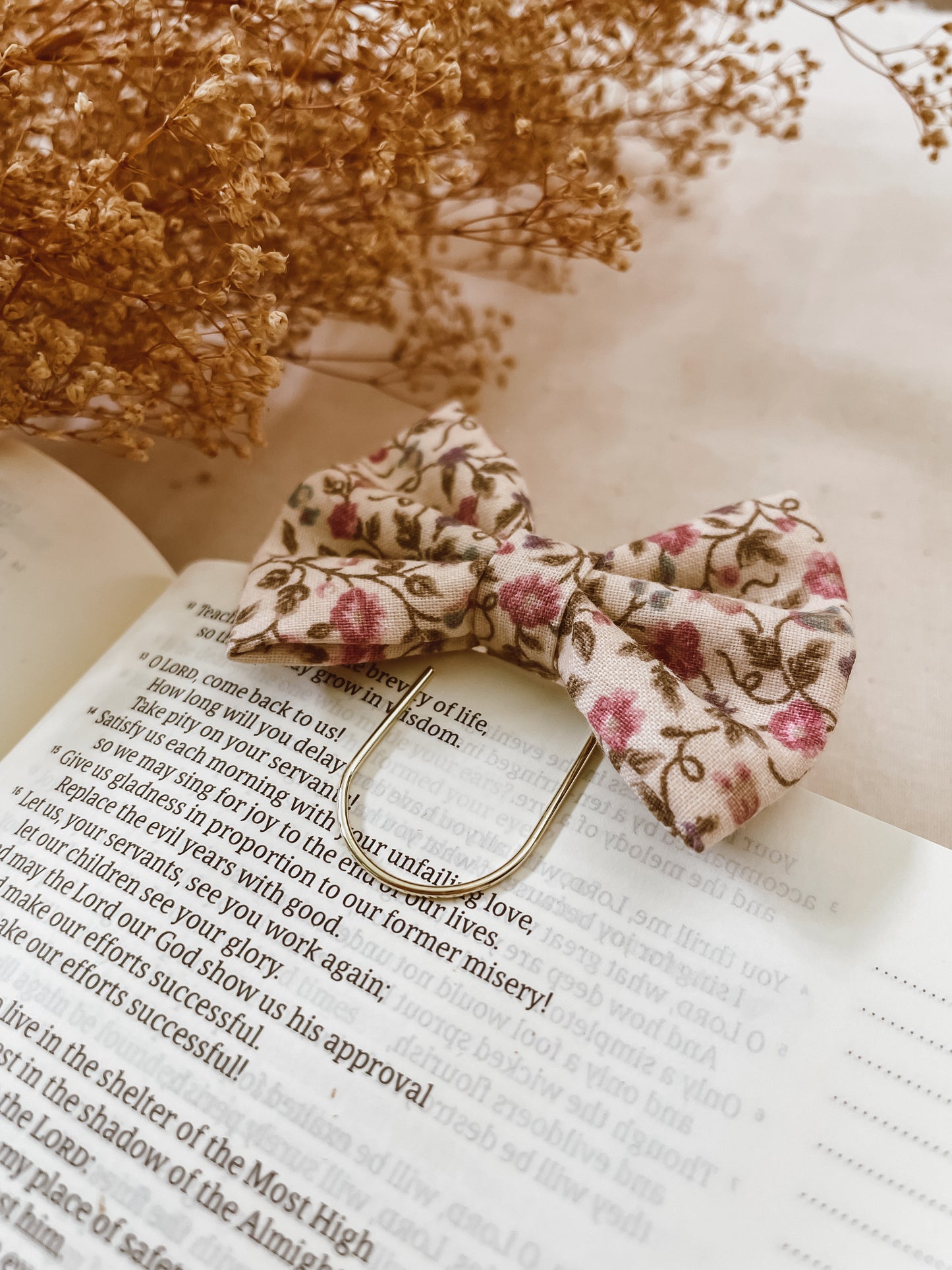 Mauve Rose-petite bow bookmark