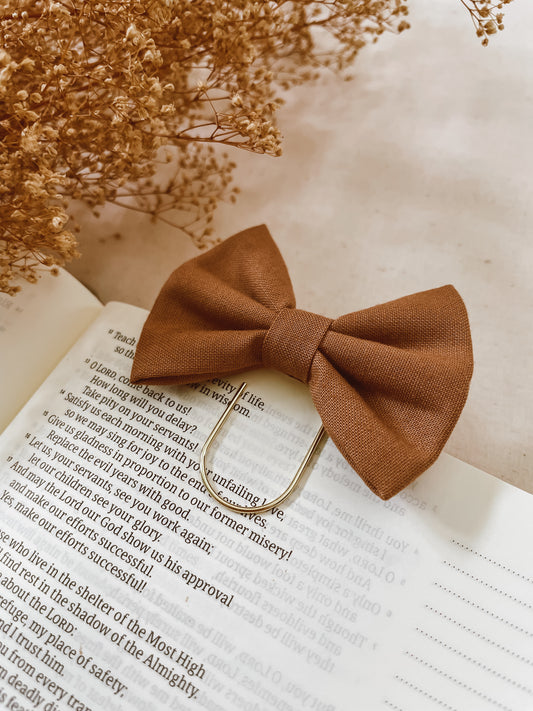 Expresso- petite bow bookmark