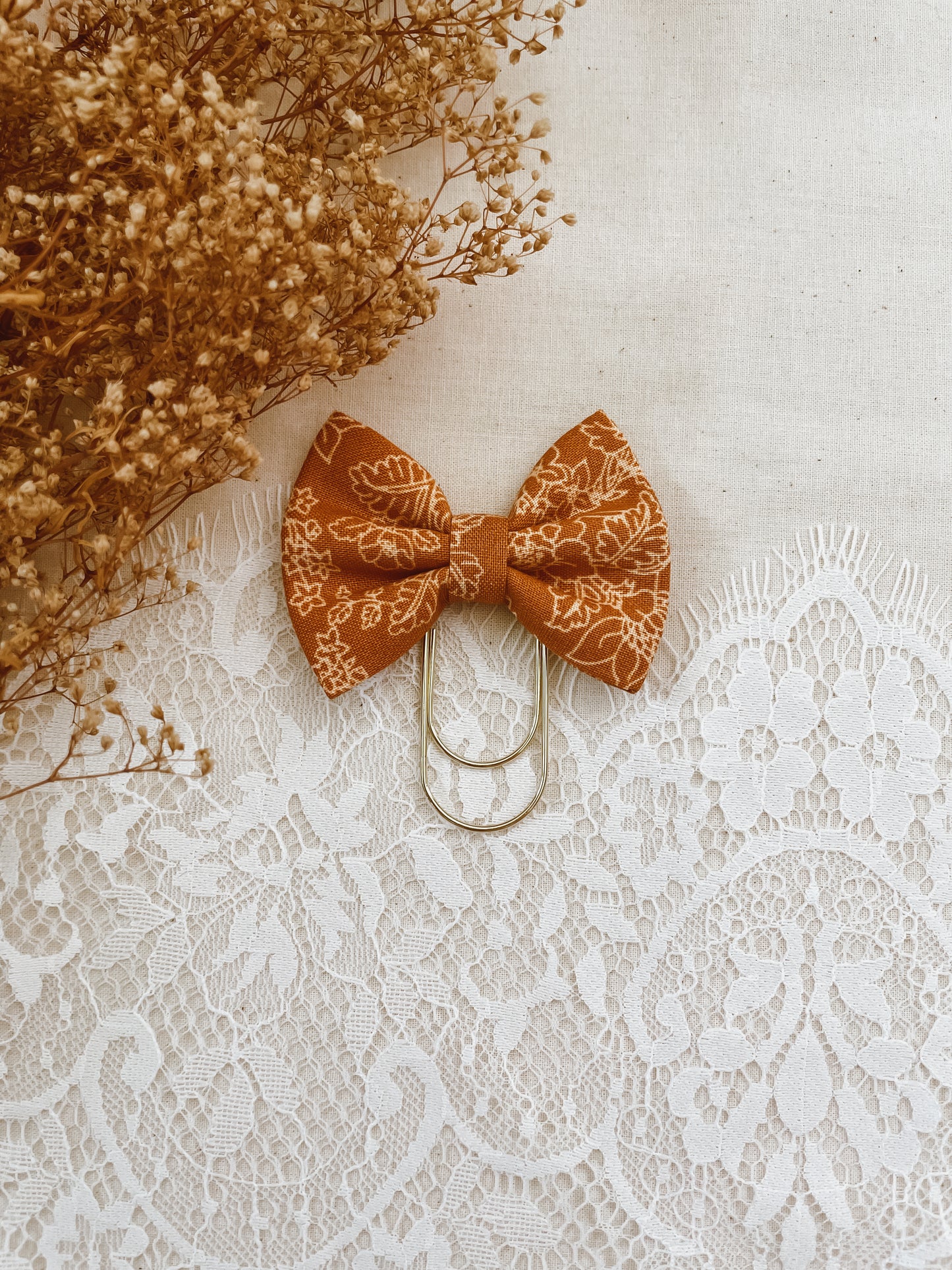 Sweet Honey-petite bow bookmark