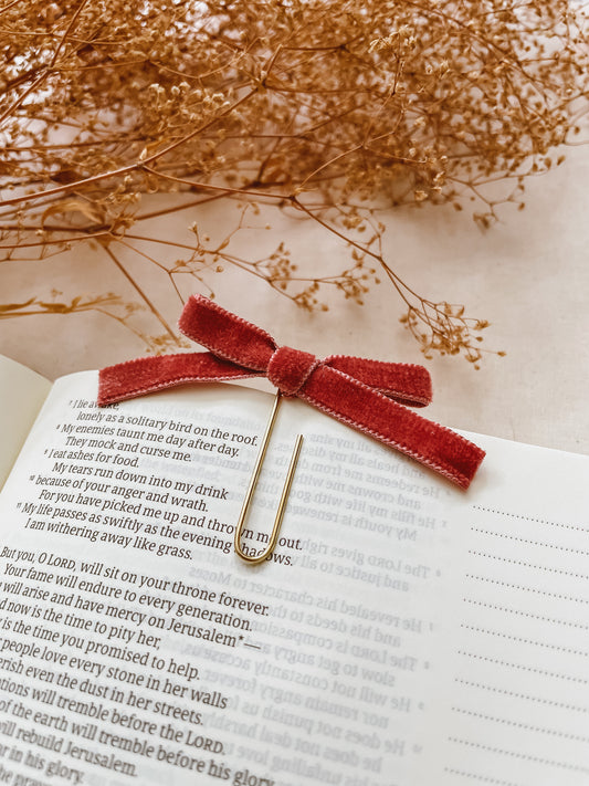 Wine-velvet ribbon bookmark