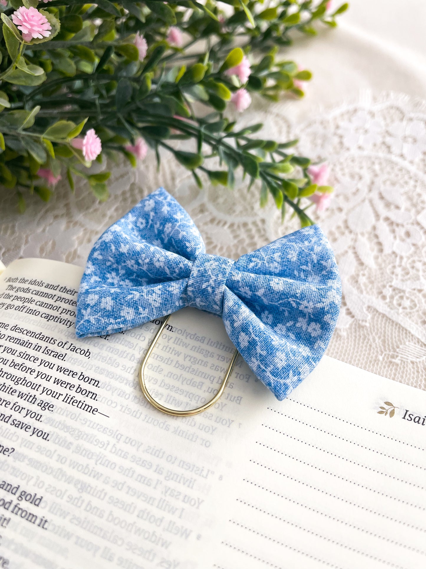 Dainty blue floral- petite bow bookmark