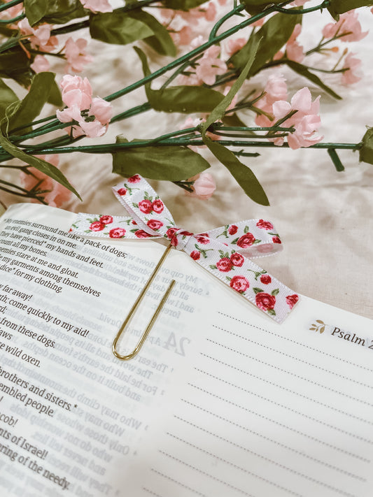 Sweet Rose- ribbon bow bookmark