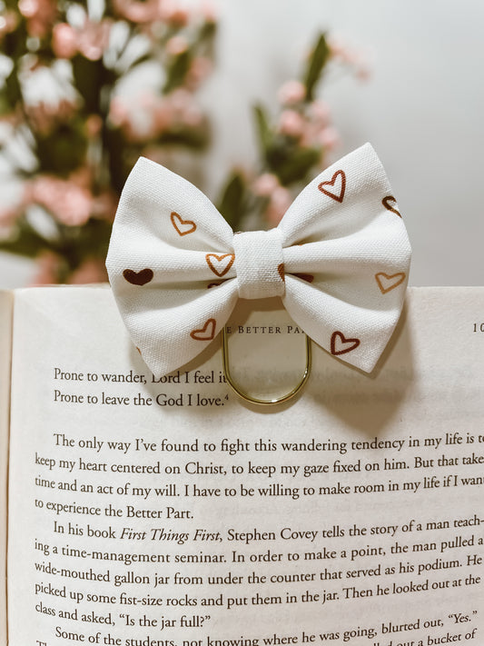 Chocolate Hearts- petite bow bookmark