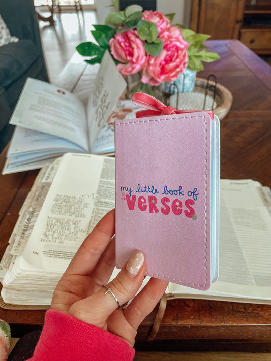 Little Verse Book lilac  + ribbon mini