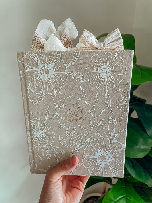 Cordova NLT Notetaking Bible + Bow Set