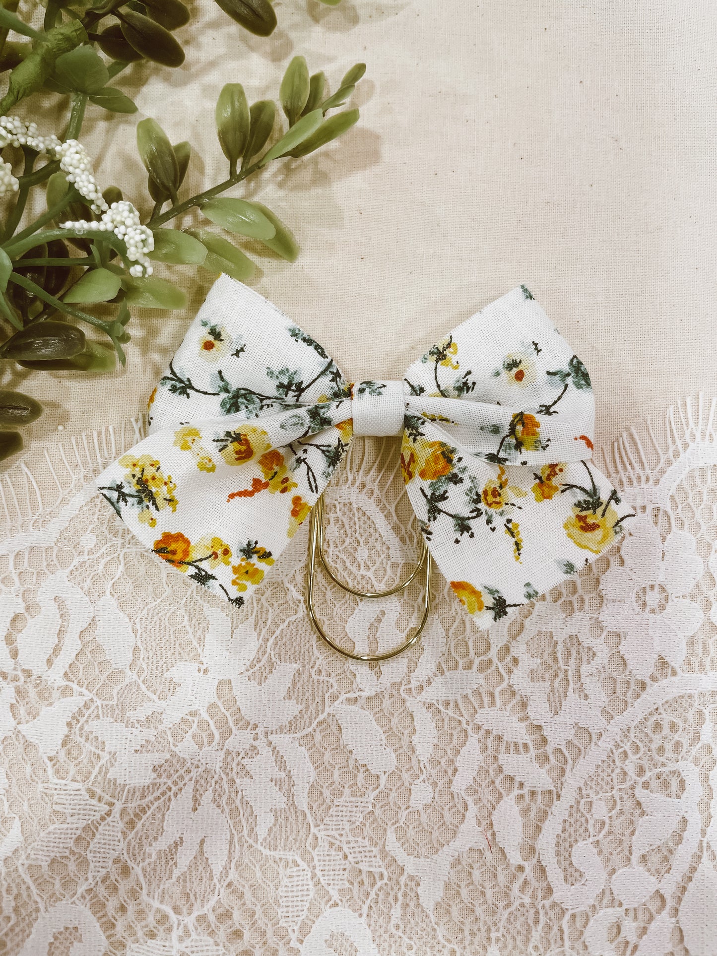 Yellow Roses-bow bookmark