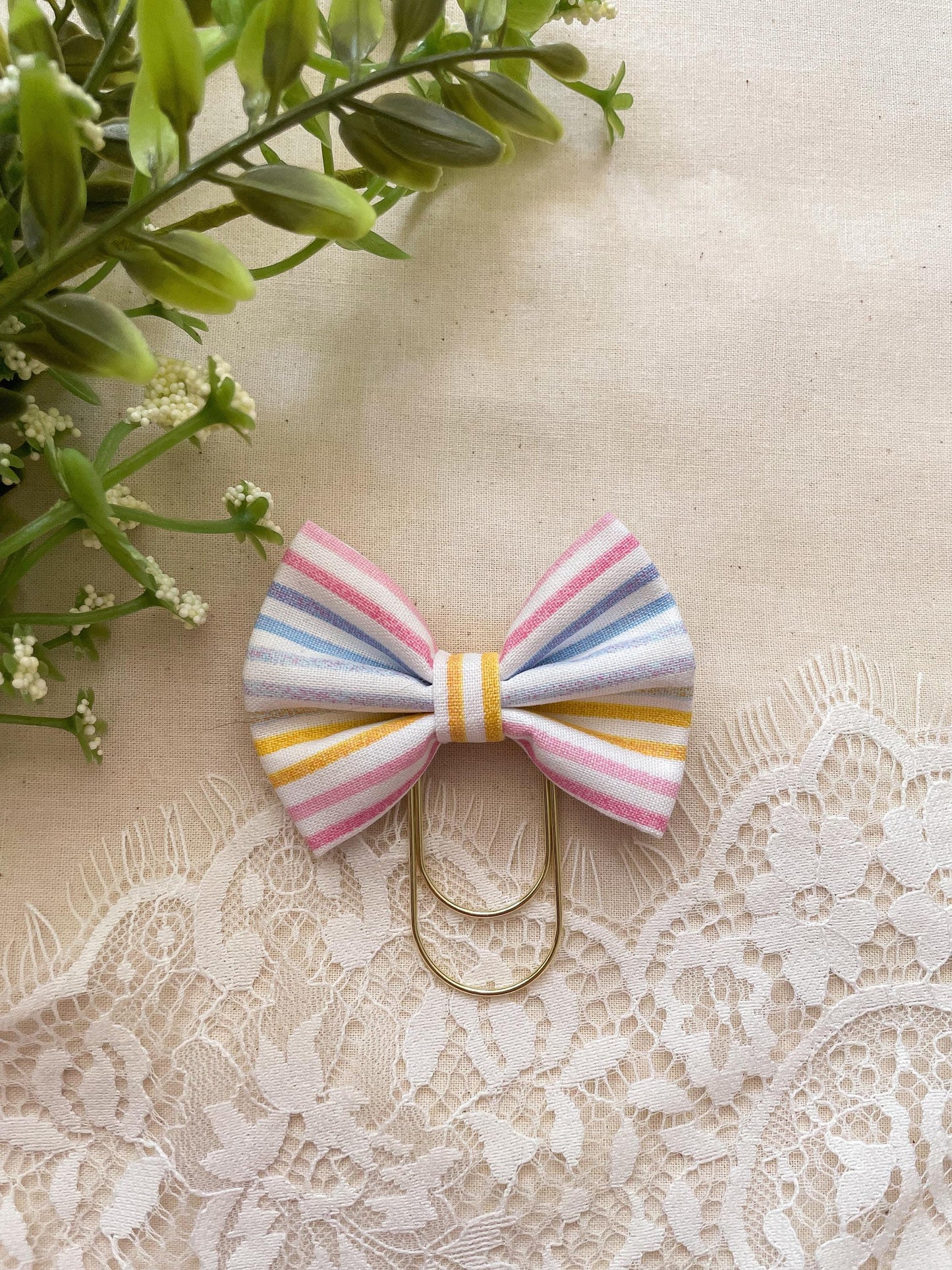 Beachy pastel stripes - petite bow bookmark