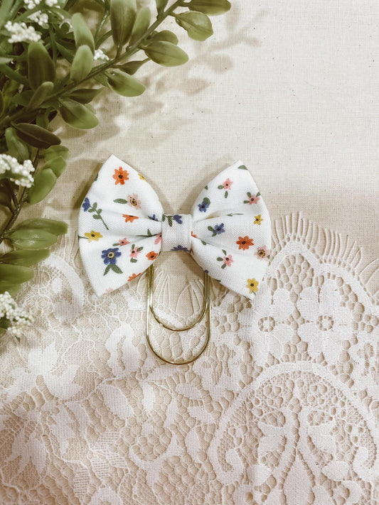 Primrose - petite bow bookmark